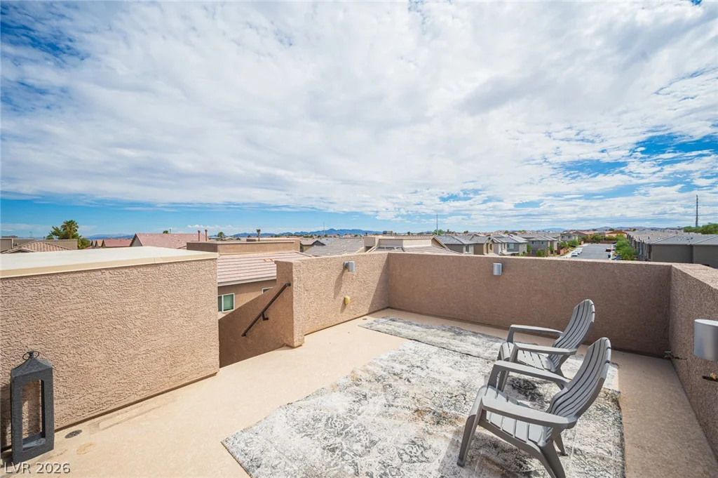 7693 Gallego Plains, Las Vegas, NV 89113