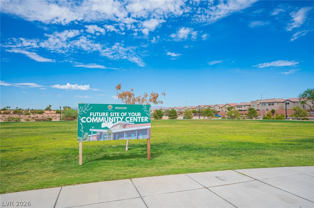 7693 Gallego Plains, Las Vegas, NV 89113