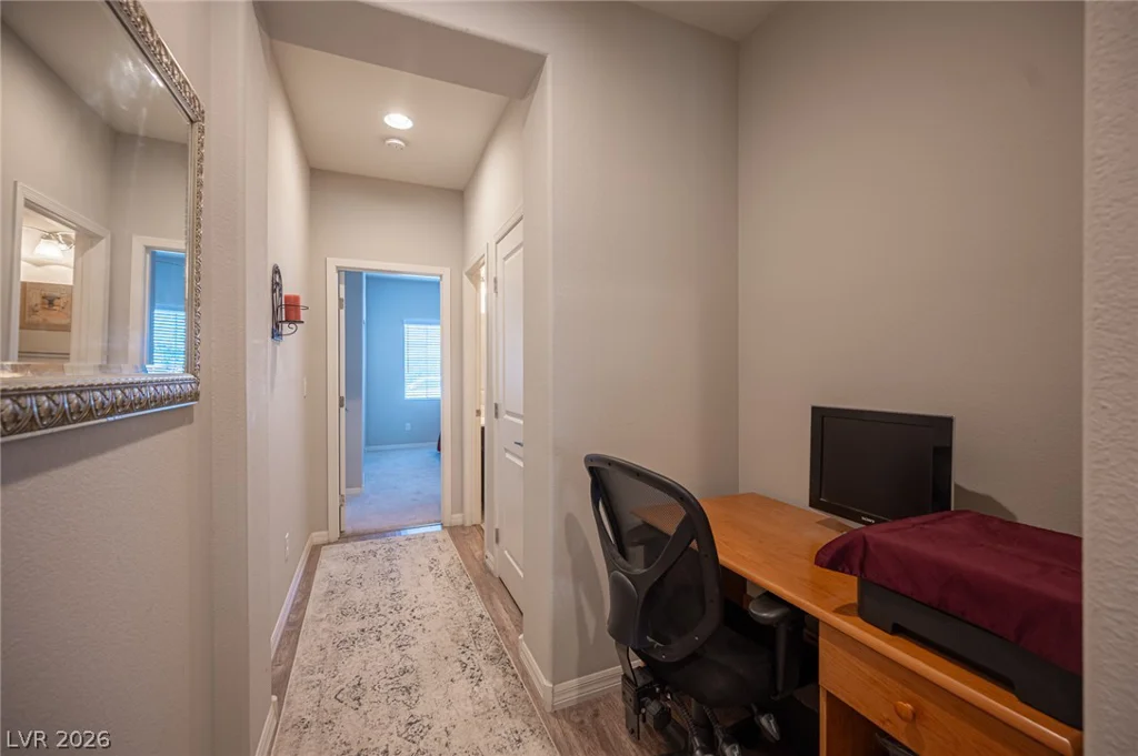 7693 Gallego Plains, Las Vegas, NV 89113