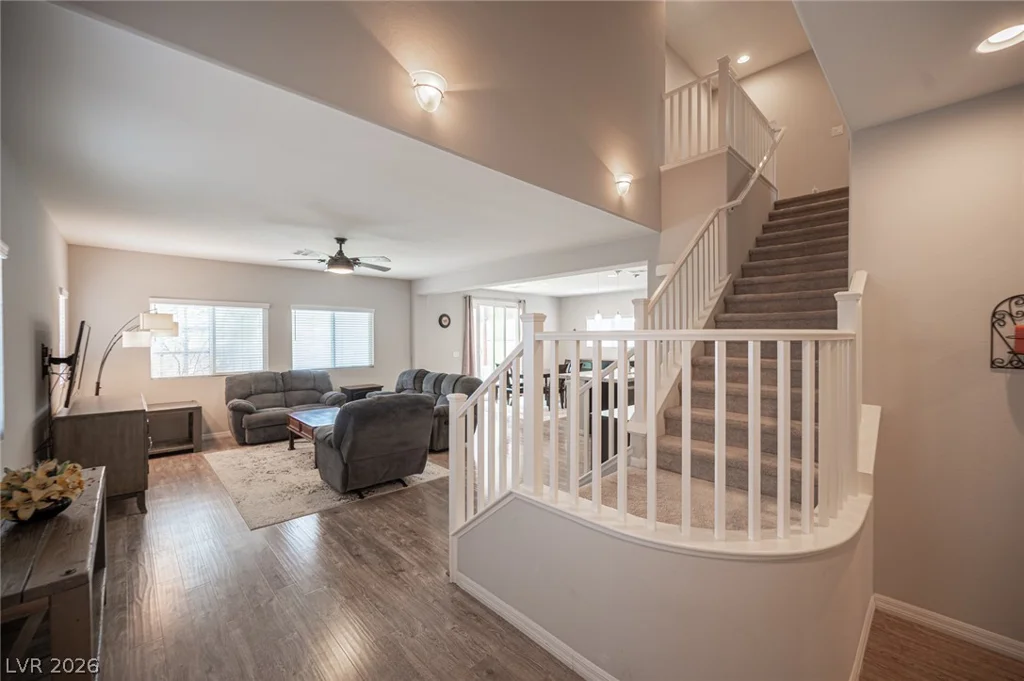 7693 Gallego Plains, Las Vegas, NV 89113