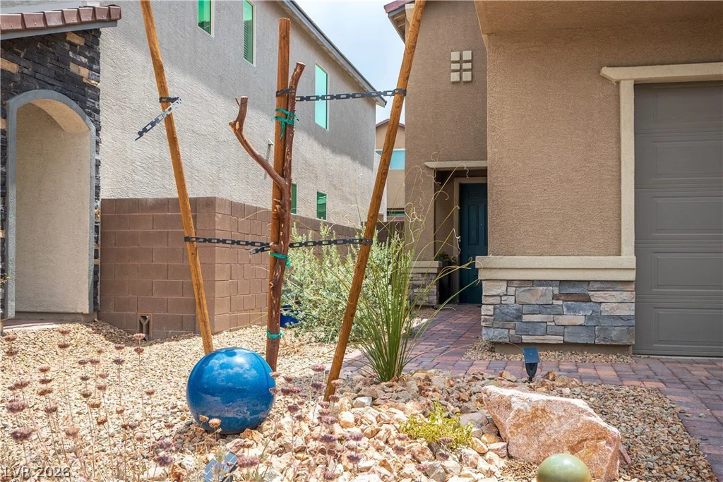 6839 Greensmen, Las Vegas, NV 89156