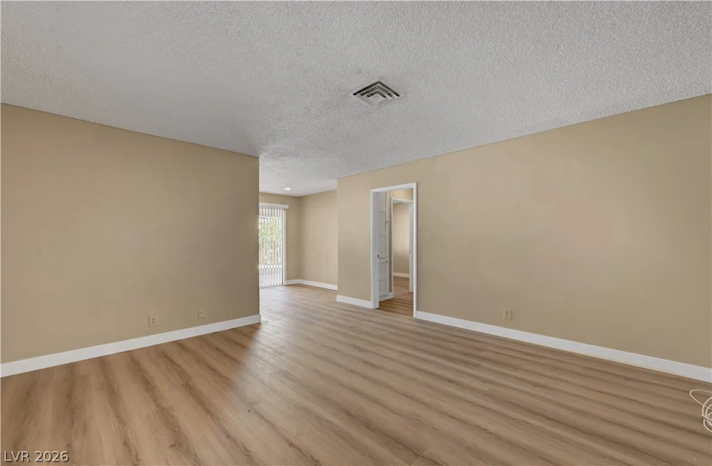 7016 Sylvan Oak, Las Vegas, NV 89147