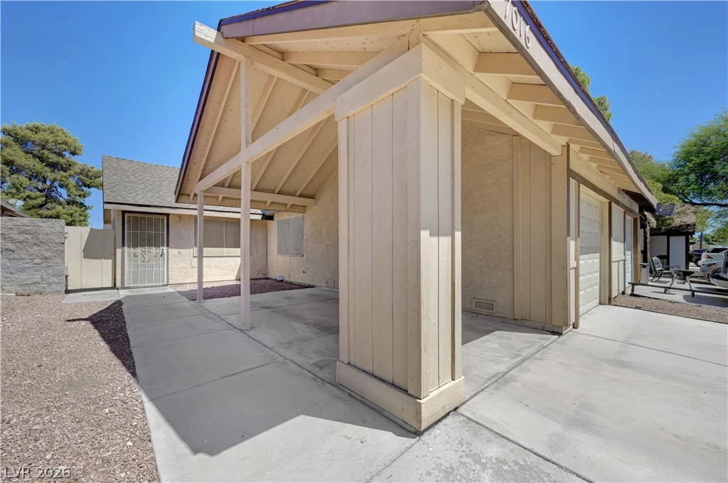 7016 Sylvan Oak, Las Vegas, NV 89147