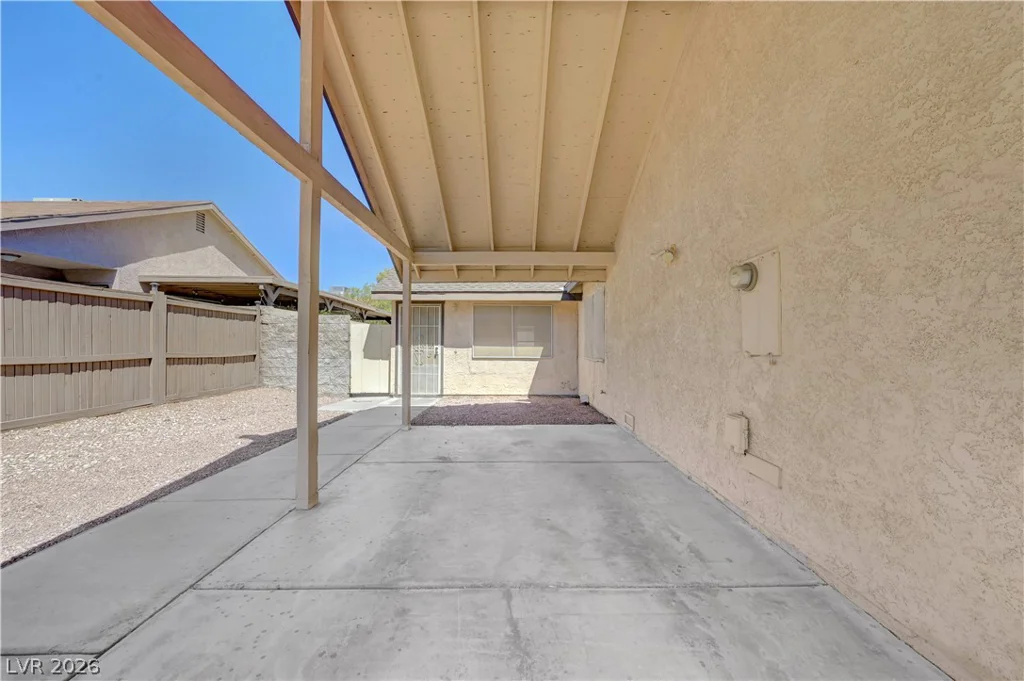 7016 Sylvan Oak, Las Vegas, NV 89147