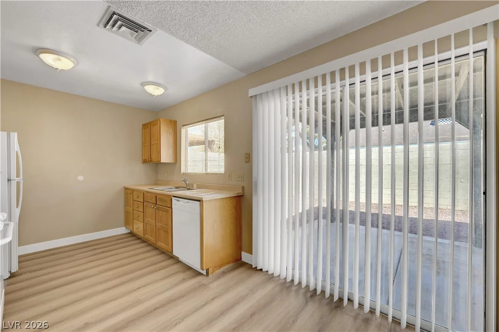 7016 Sylvan Oak, Las Vegas, NV 89147