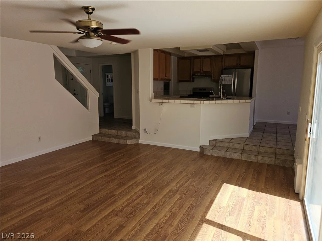 9763 Shadymill Ave, Las Vegas, NV 89148
