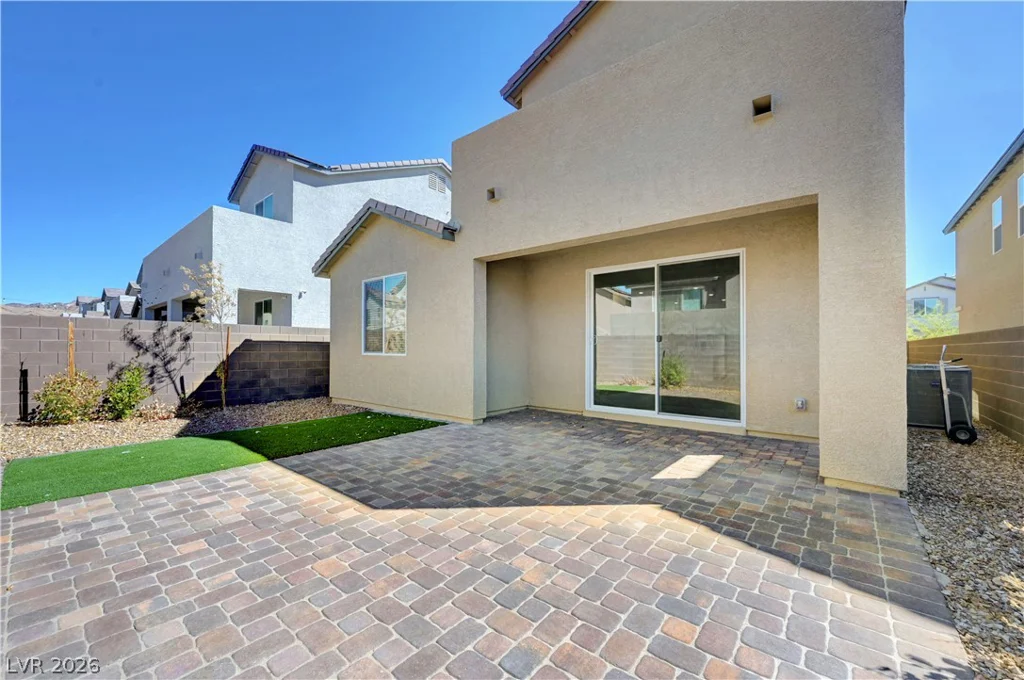 6810 Gaslamp Harbor, Las Vegas, NV 89156