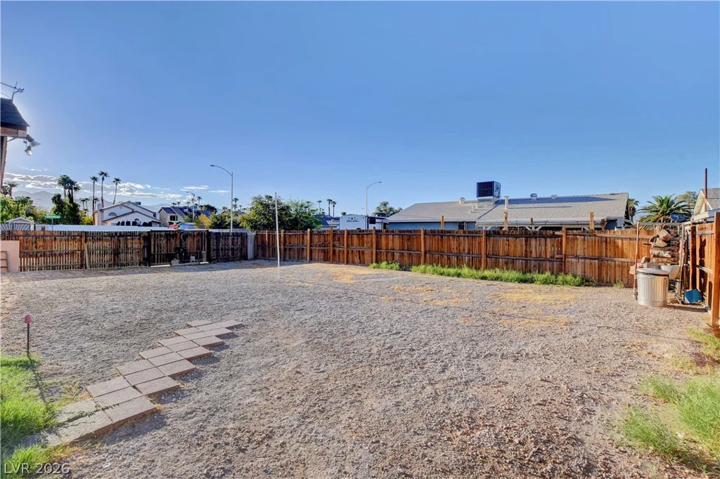 6304 Molino, Las Vegas, NV 89108