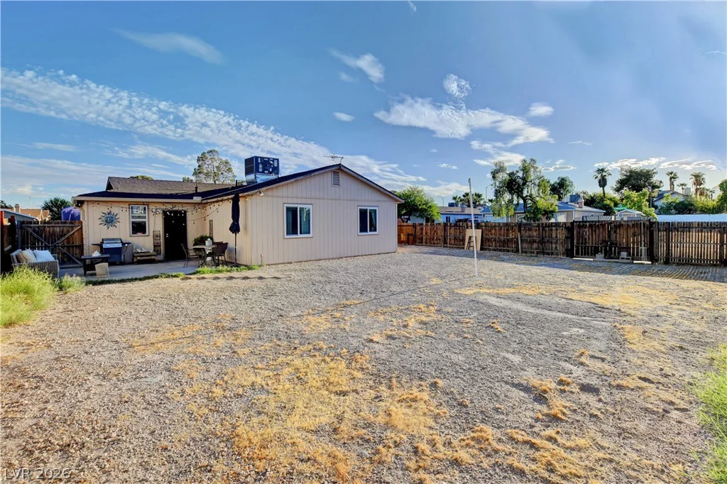 6304 Molino, Las Vegas, NV 89108