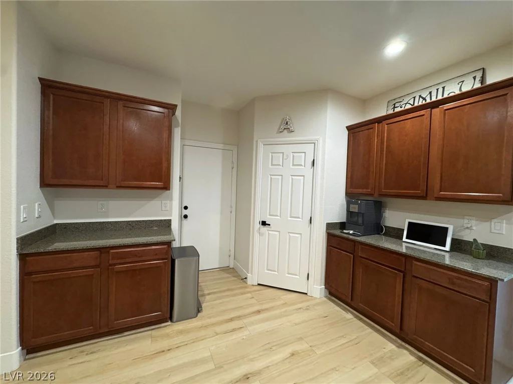 5037 Lower Falls, Las Vegas, NV 89141