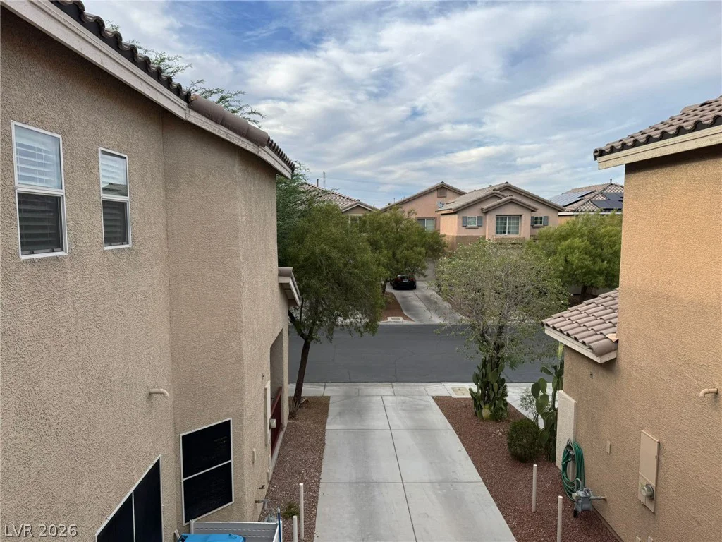 5037 Lower Falls, Las Vegas, NV 89141
