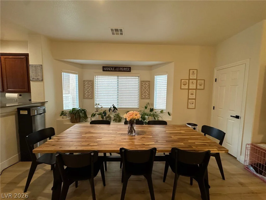 5037 Lower Falls, Las Vegas, NV 89141