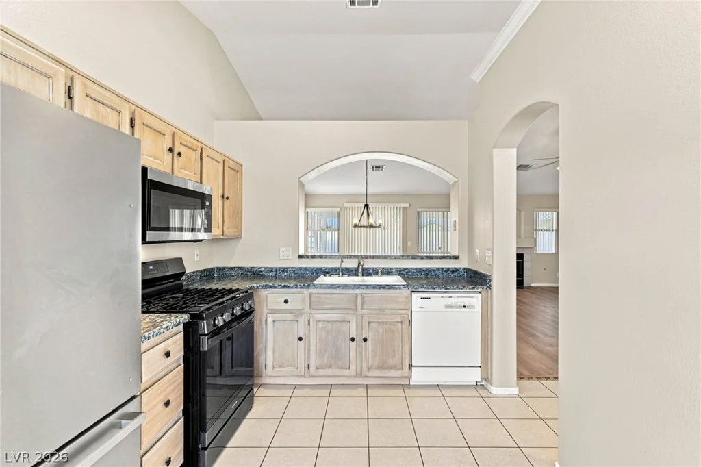 904 Shadowfax, Henderson, NV 89015