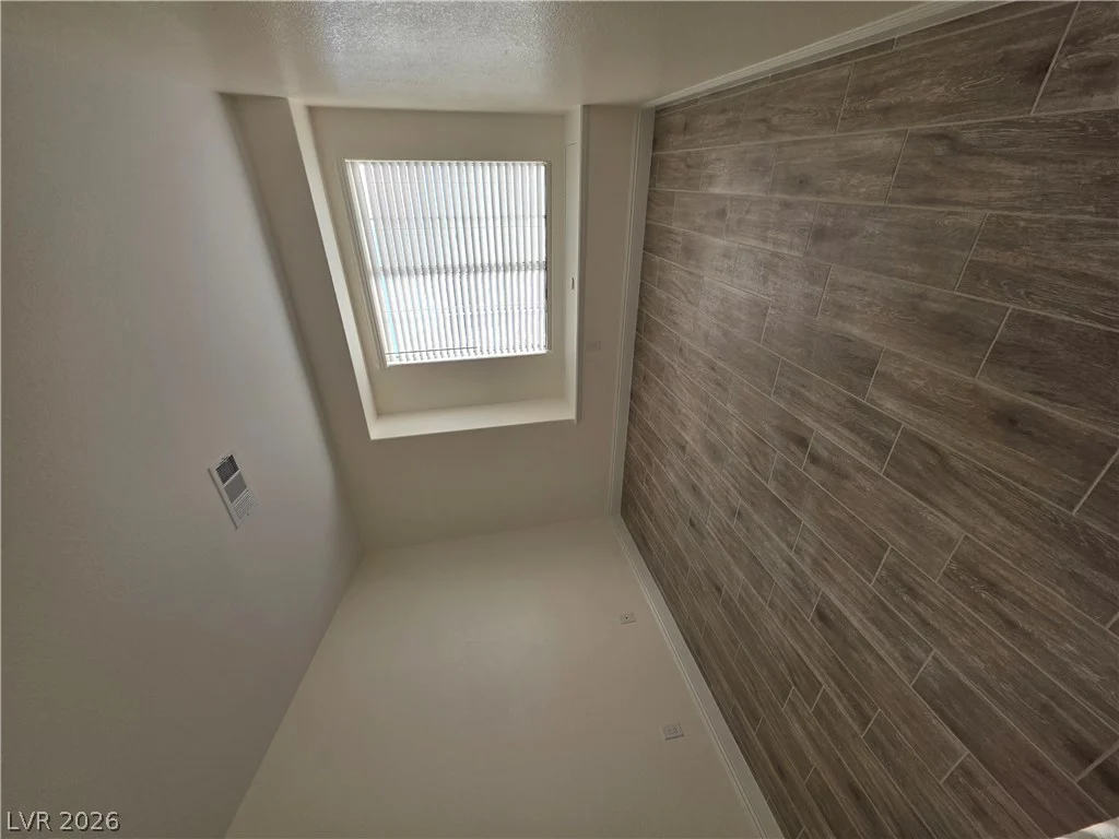 3640 Valley, North Las Vegas, NV 89032