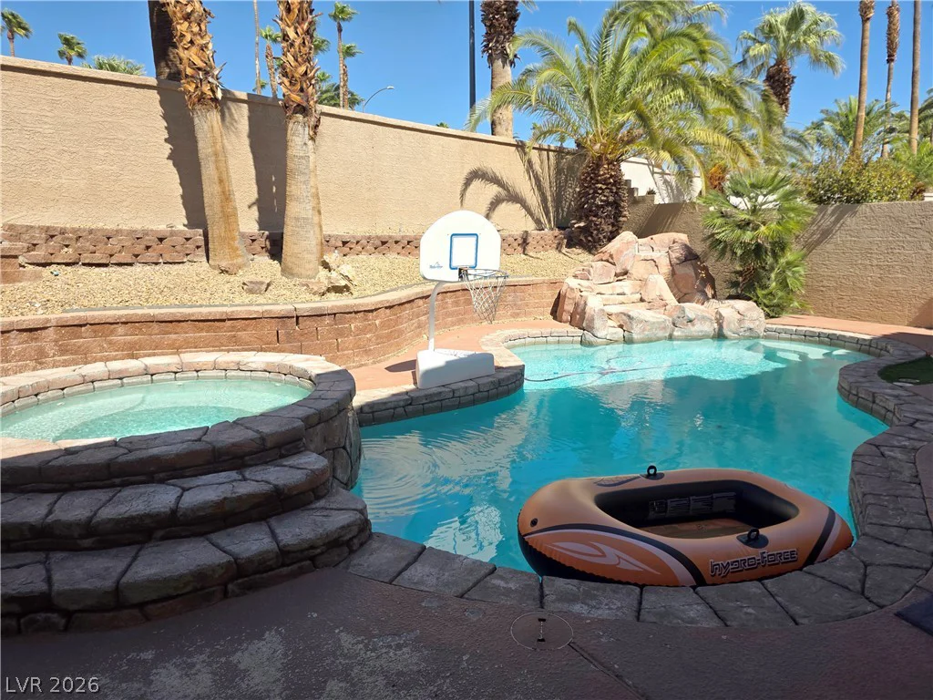 4709 Stavanger, Las Vegas, NV 89147