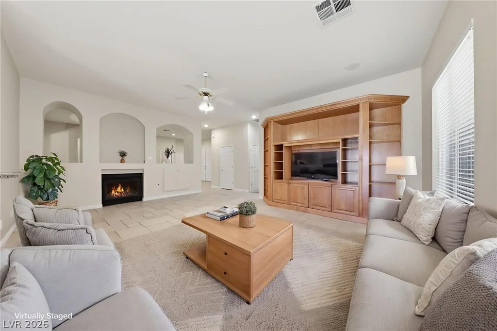 62 Cascade Lake, Las Vegas, NV 89148