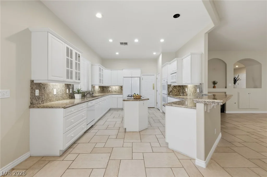 62 Cascade Lake, Las Vegas, NV 89148