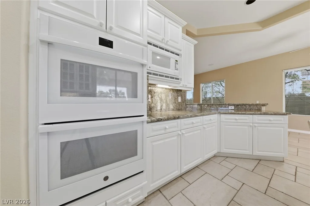 62 Cascade Lake, Las Vegas, NV 89148
