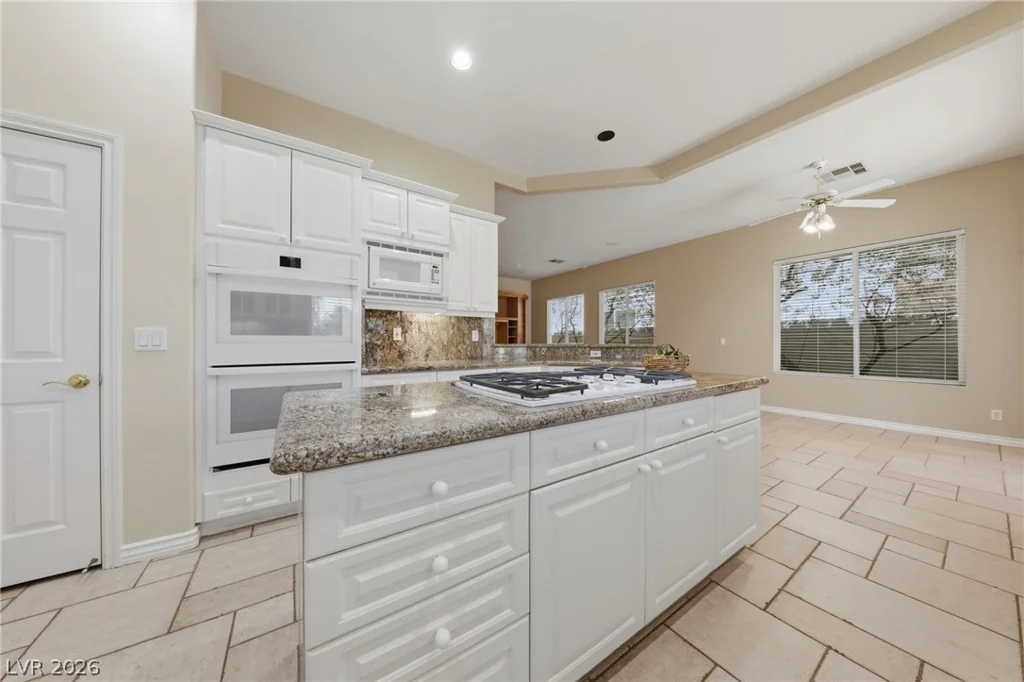62 Cascade Lake, Las Vegas, NV 89148