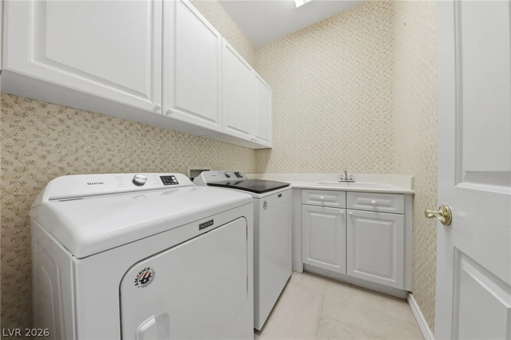 62 Cascade Lake, Las Vegas, NV 89148