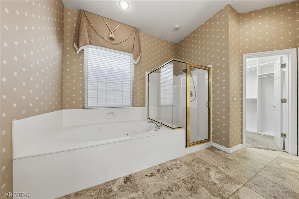62 Cascade Lake, Las Vegas, NV 89148
