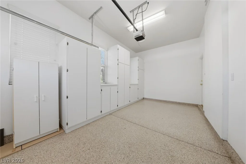 62 Cascade Lake, Las Vegas, NV 89148