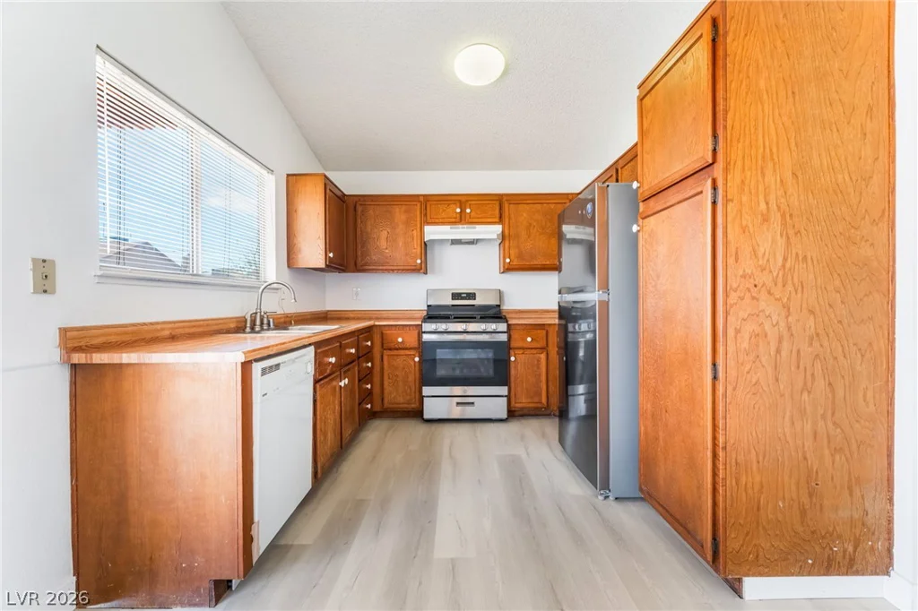 1909 Plumas, Las Vegas, NV 89108