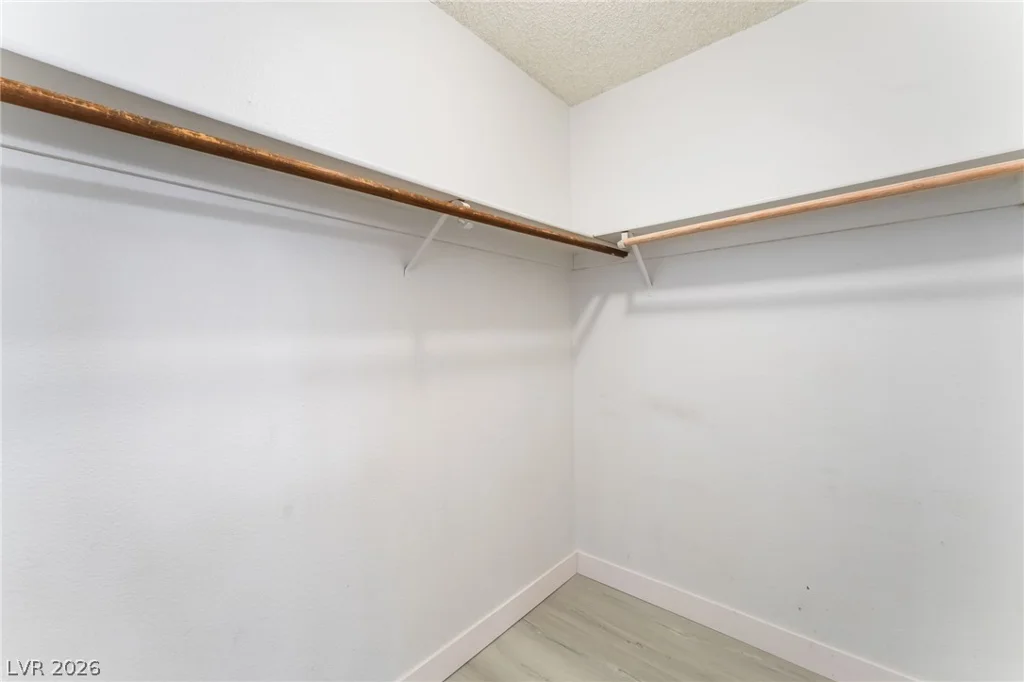 1909 Plumas, Las Vegas, NV 89108