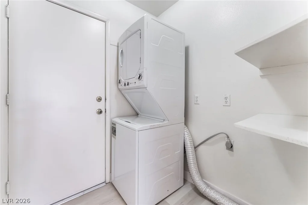1909 Plumas, Las Vegas, NV 89108