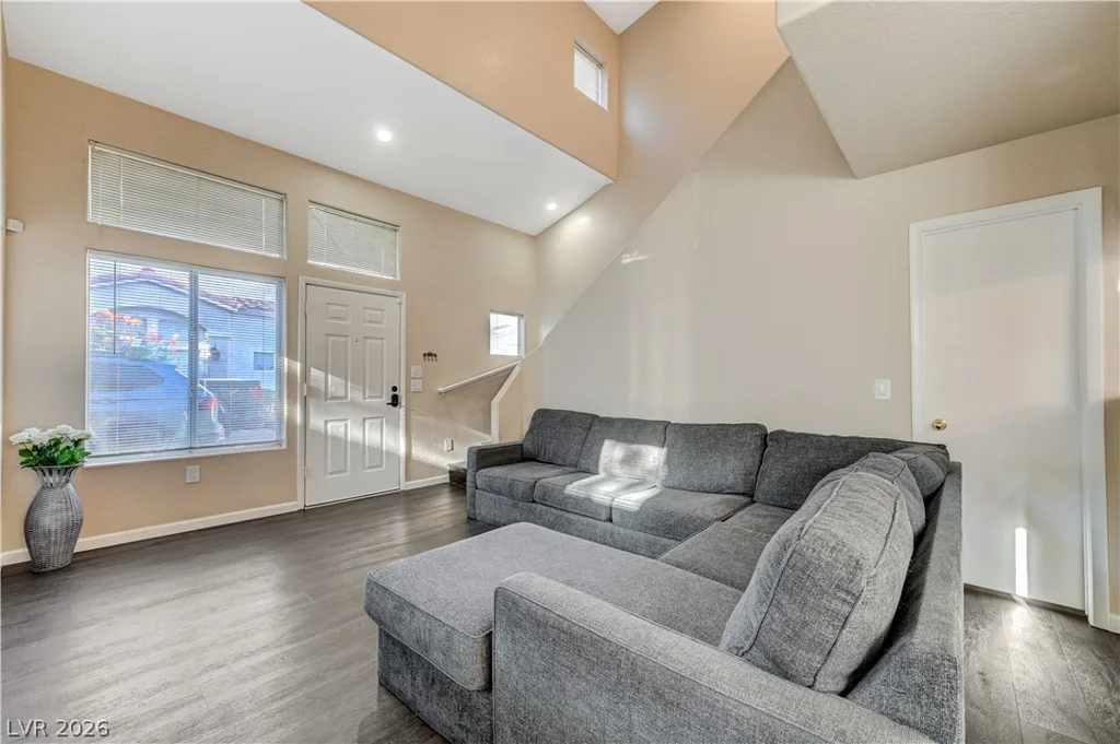 4033 Cape Sand, Las Vegas, NV 89108