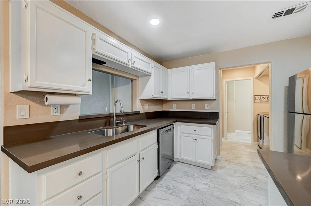 4033 Cape Sand, Las Vegas, NV 89108