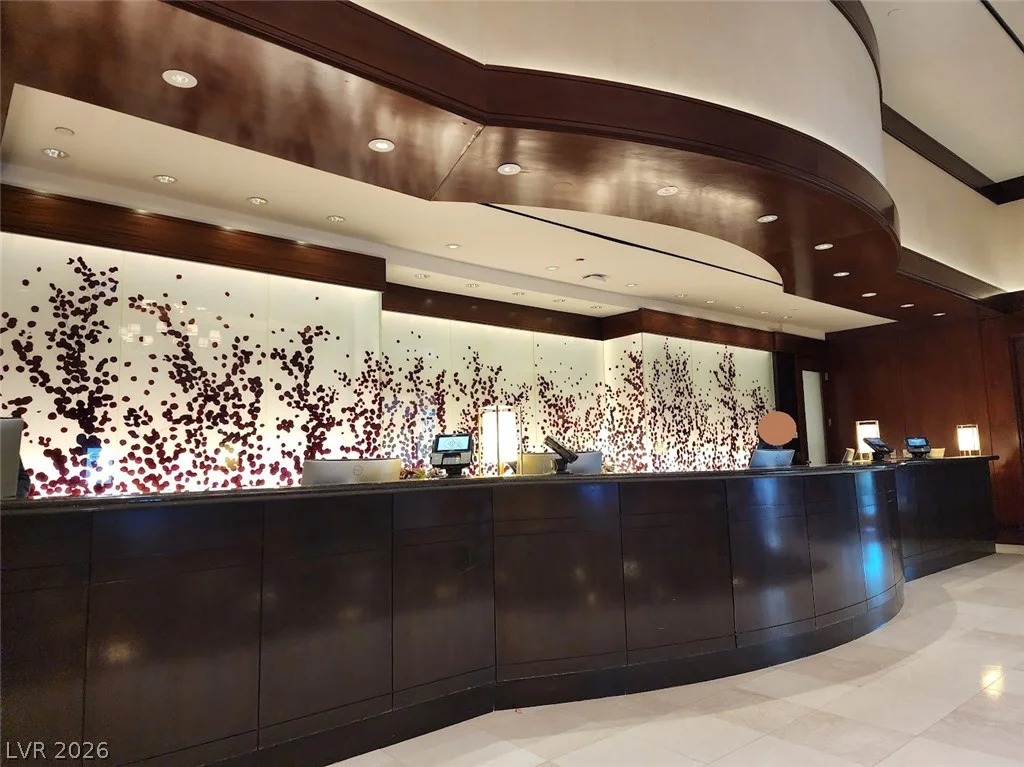 135 Harmon, Las Vegas, NV 89109