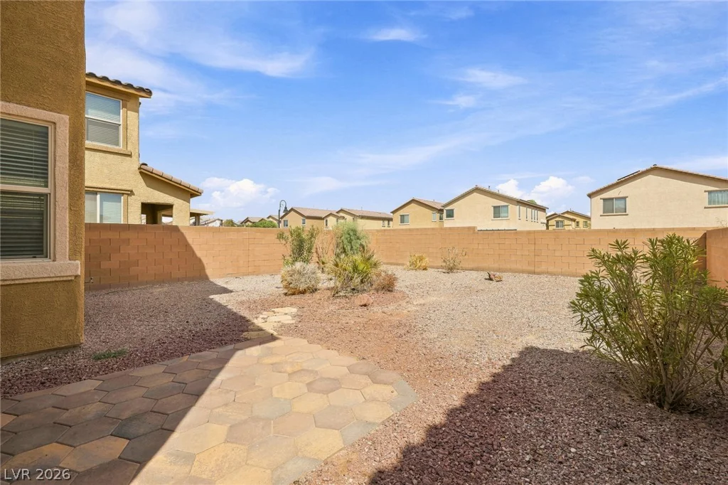 6374 Point Isabel, Las Vegas, NV 89122
