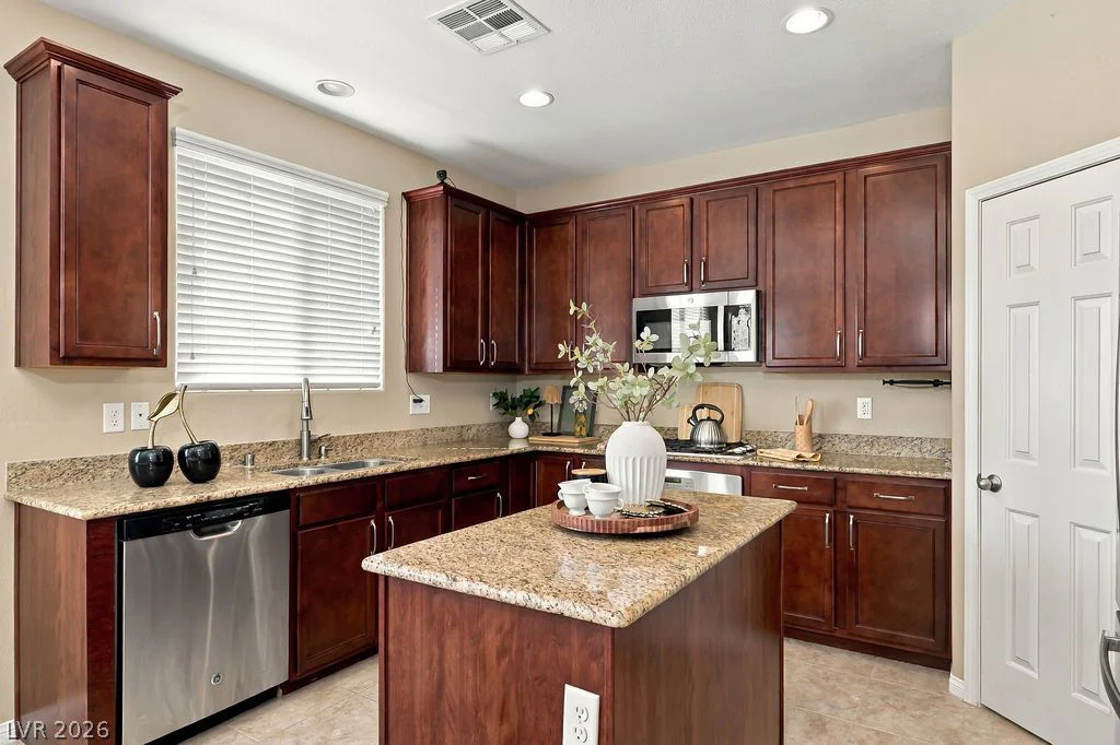 10931 Sardinia Sands, Las Vegas, NV 89141