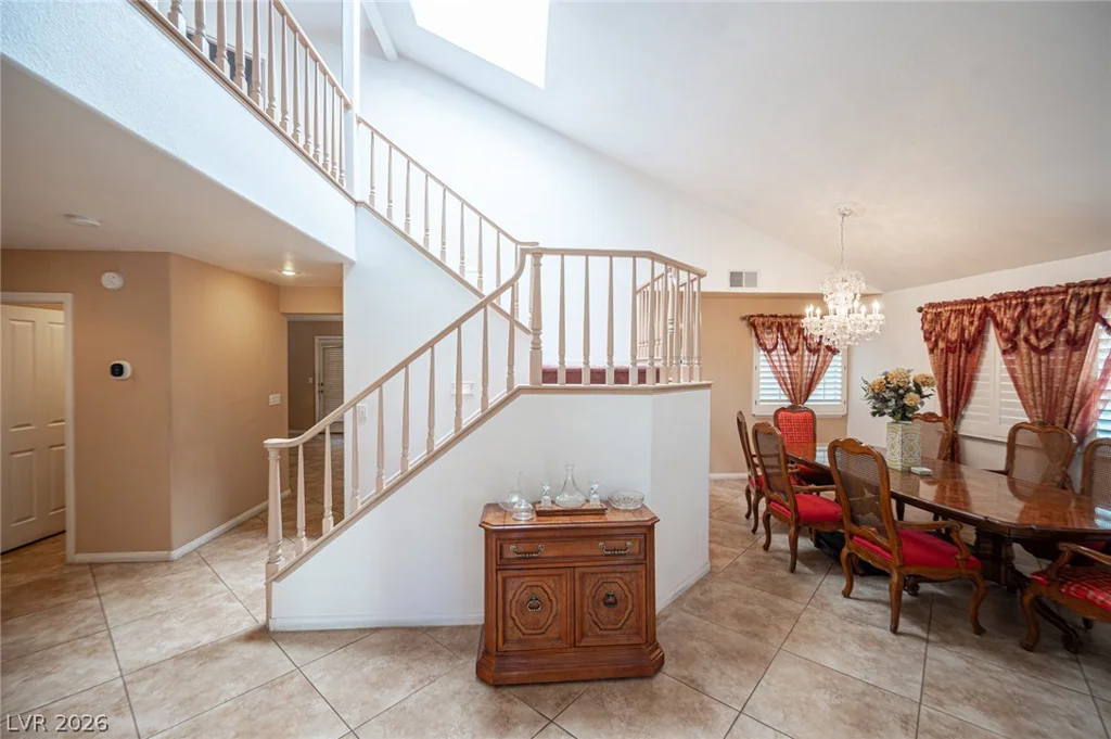 2004 Lady Lake, Las Vegas, NV 89128