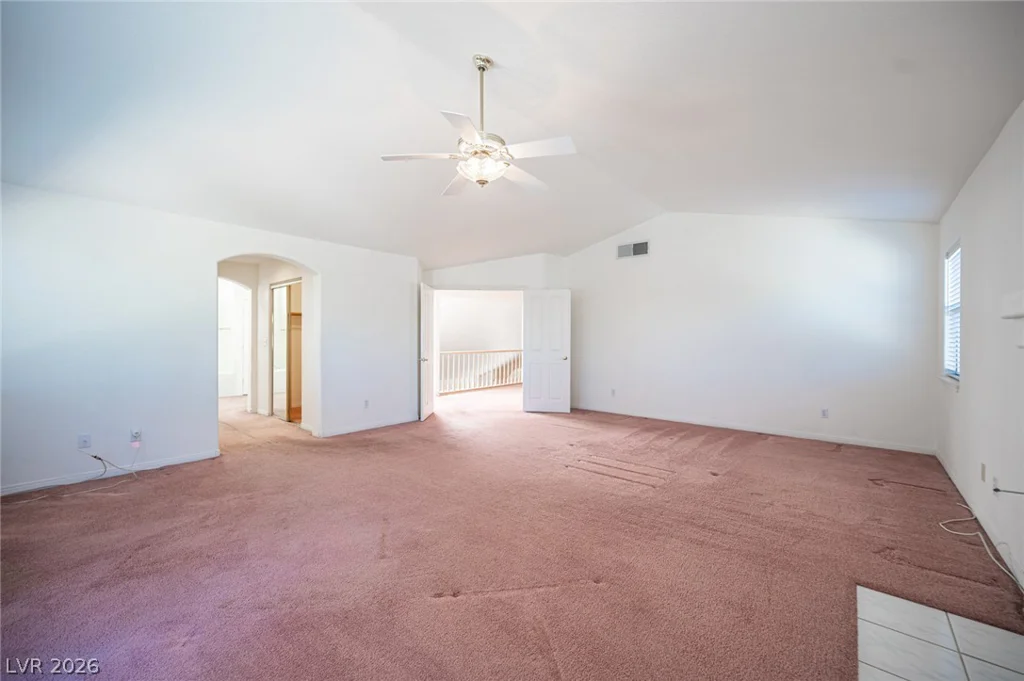 2004 Lady Lake, Las Vegas, NV 89128