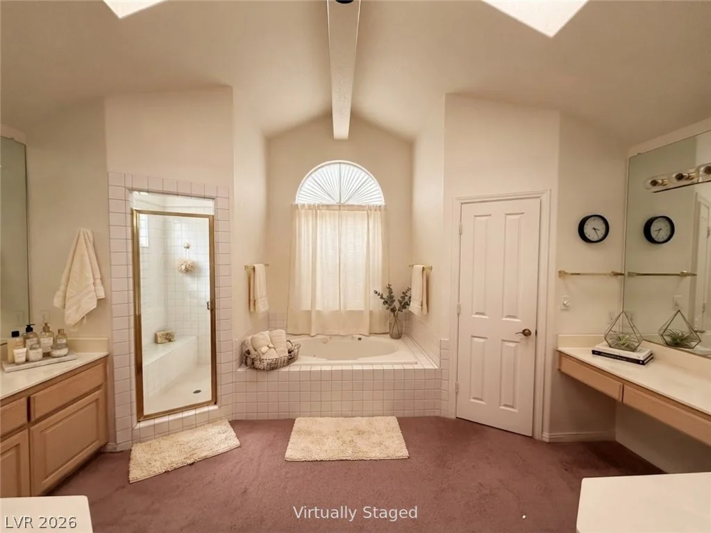 2004 Lady Lake, Las Vegas, NV 89128