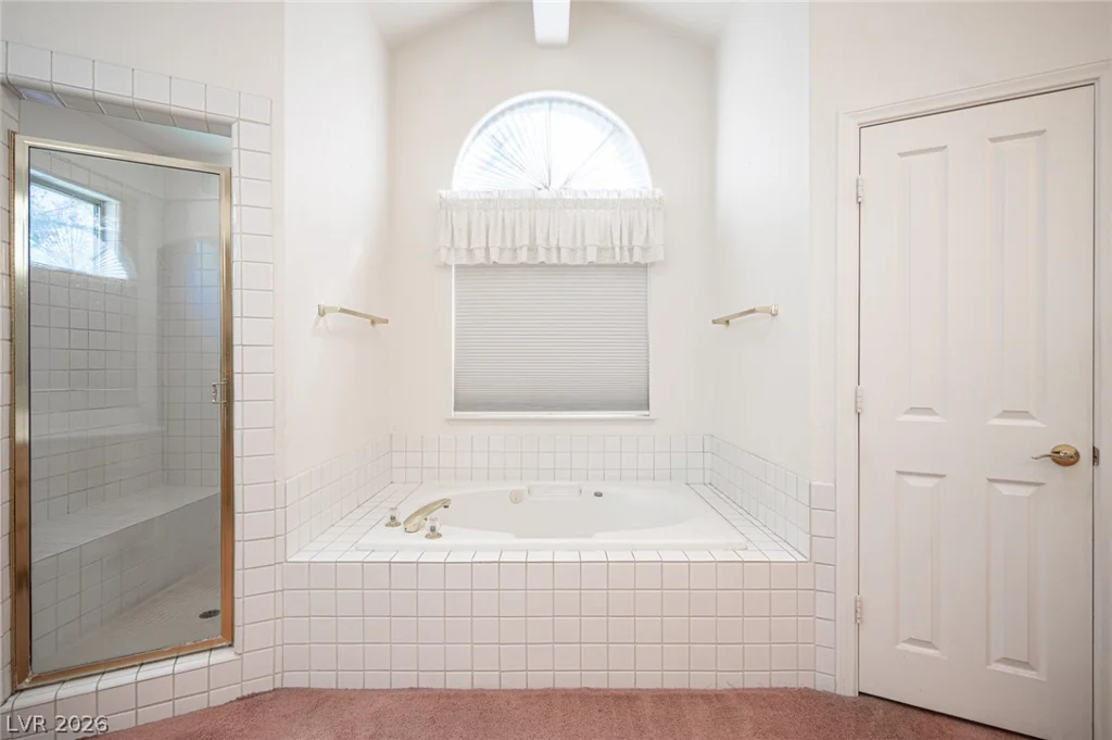 2004 Lady Lake, Las Vegas, NV 89128