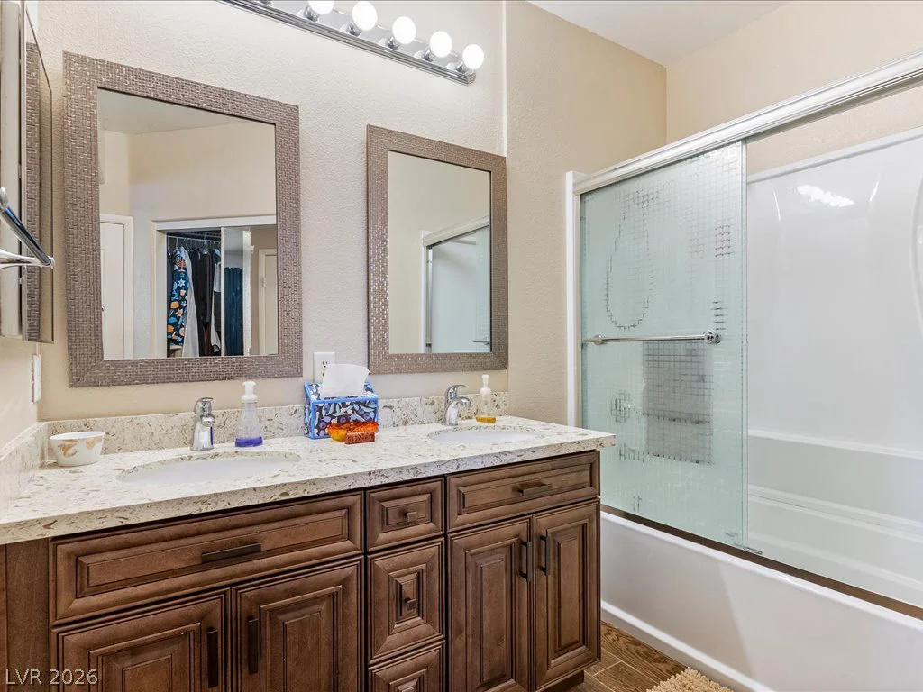 9901 Trailwood, Las Vegas, NV 89134