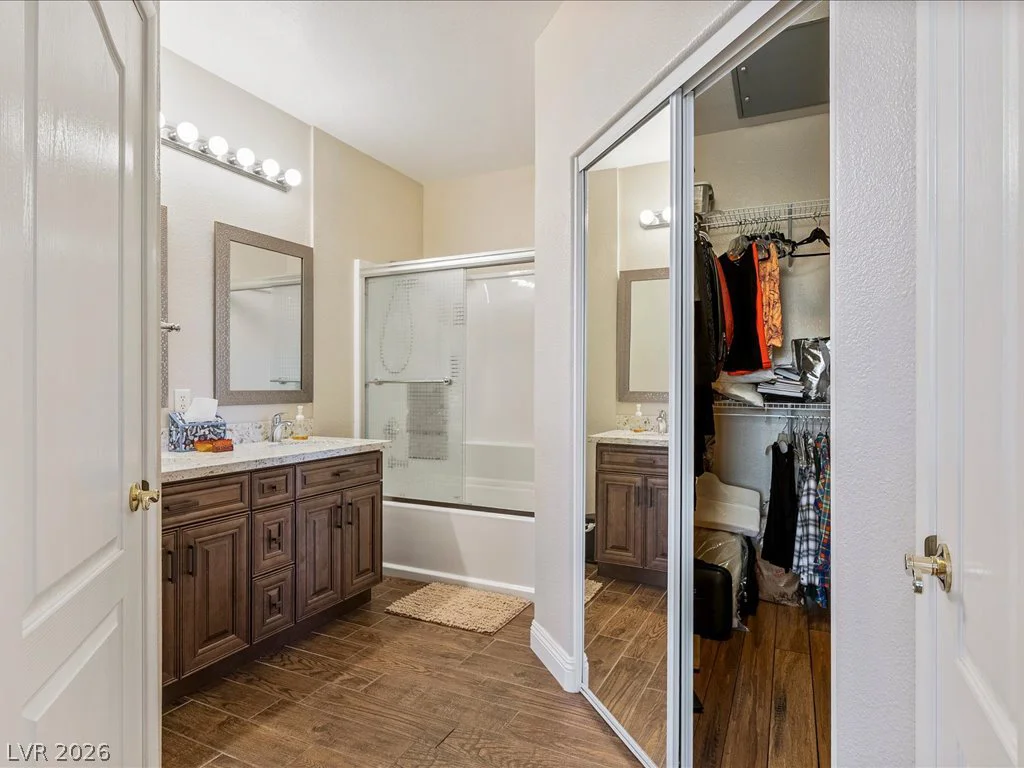 9901 Trailwood, Las Vegas, NV 89134