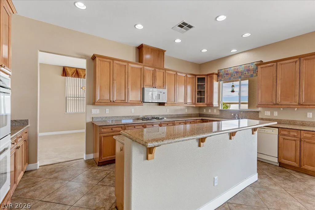 2500 Antique Blossom, Henderson, NV 89052