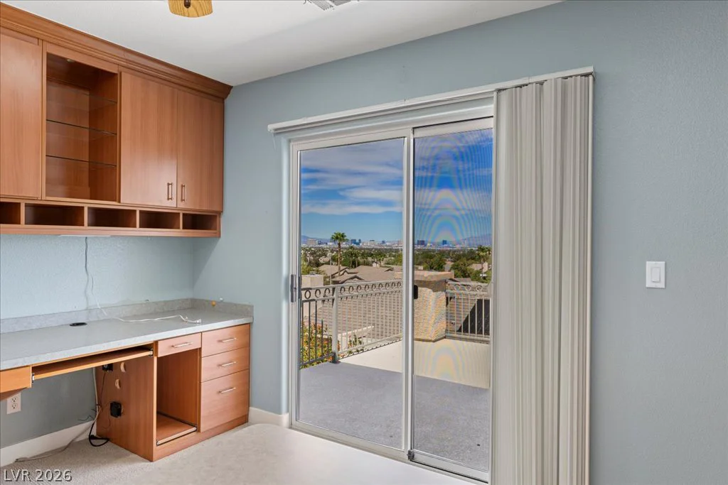 2500 Antique Blossom, Henderson, NV 89052