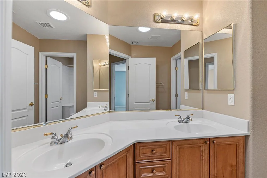2500 Antique Blossom, Henderson, NV 89052