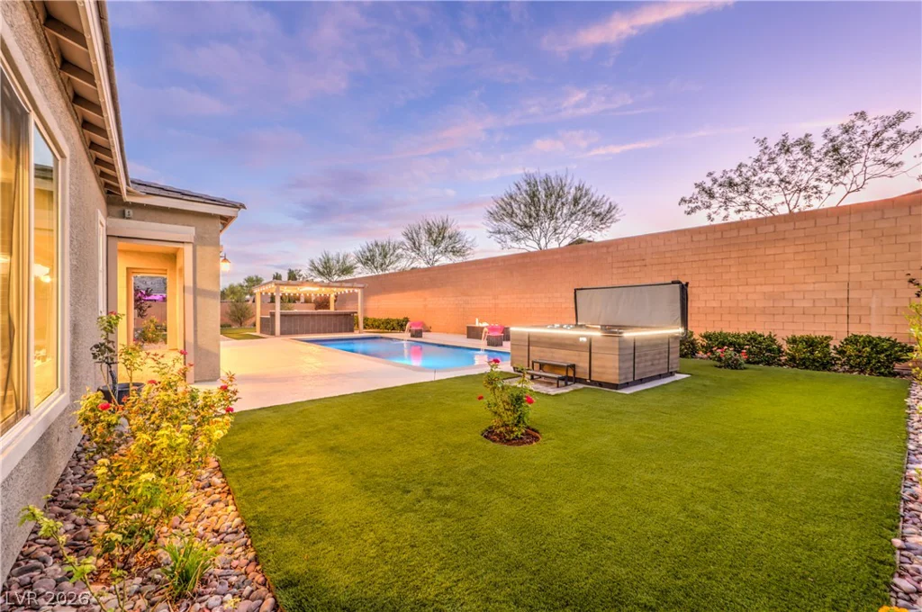 5455 Grambley, Las Vegas, NV 89149
