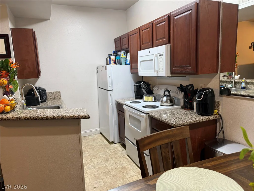 5162 Jones, Las Vegas, NV 89118