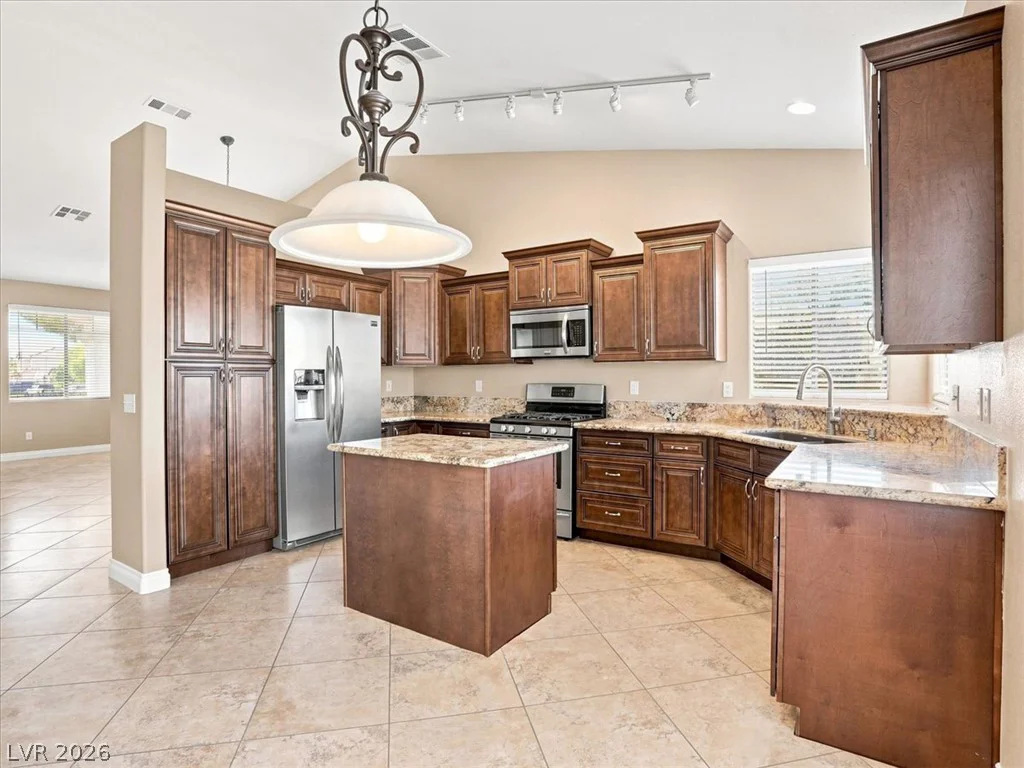 7501 Trickling Wash, Las Vegas, NV 89131