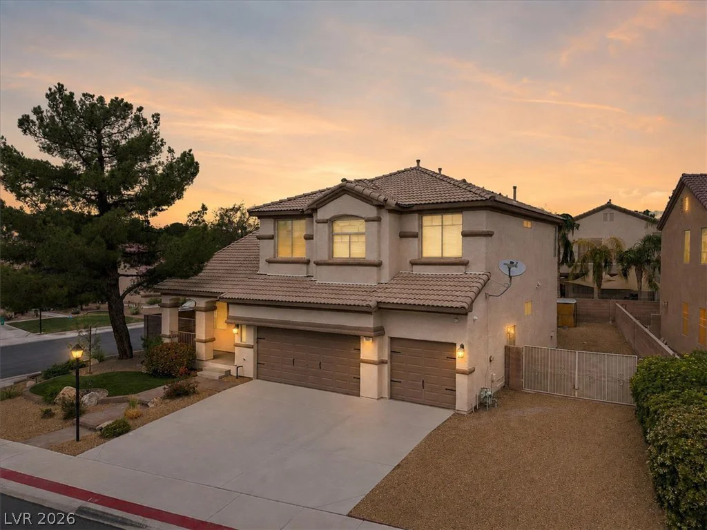 7501 Trickling Wash, Las Vegas, NV 89131