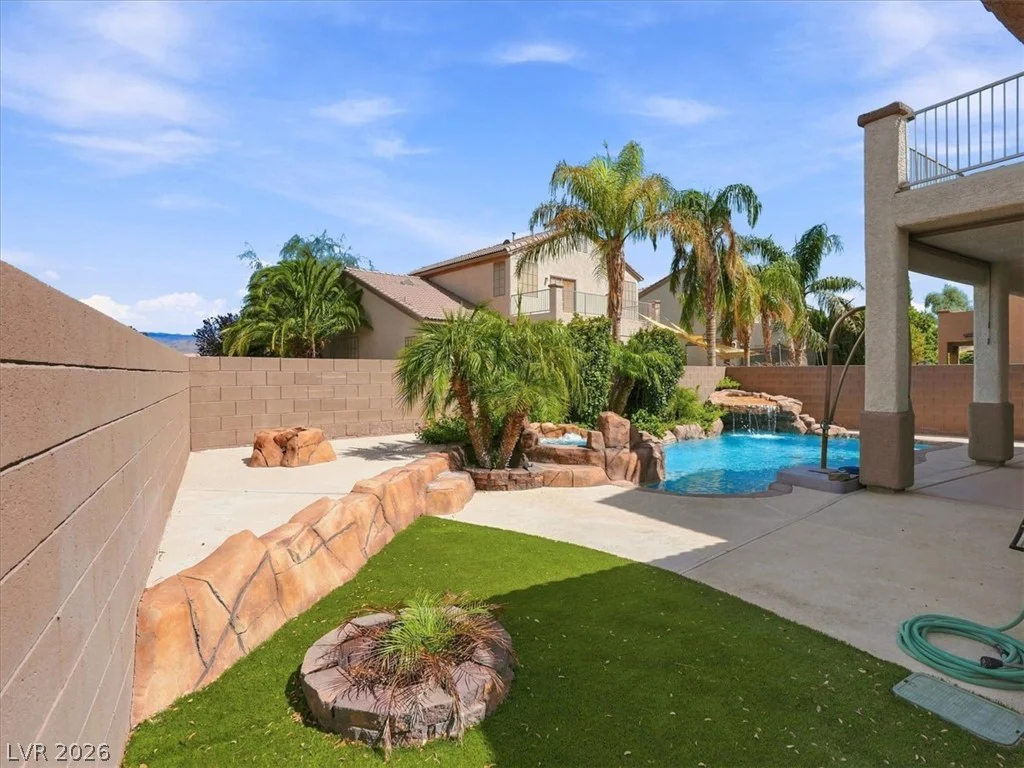7501 Trickling Wash, Las Vegas, NV 89131