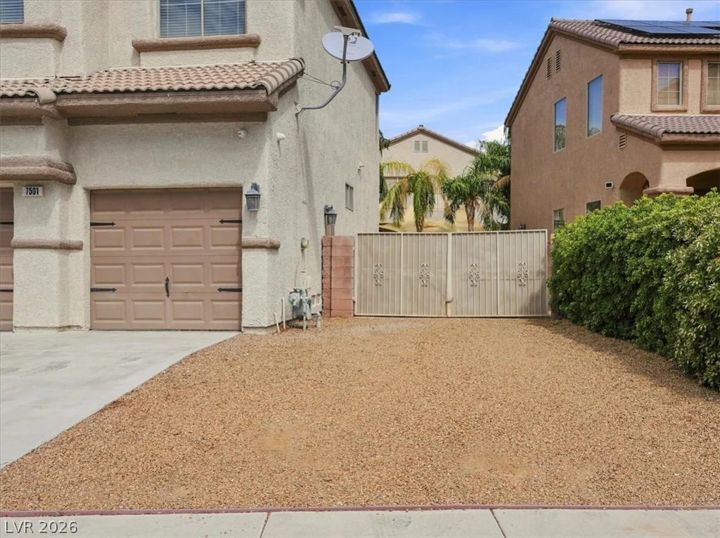 7501 Trickling Wash, Las Vegas, NV 89131