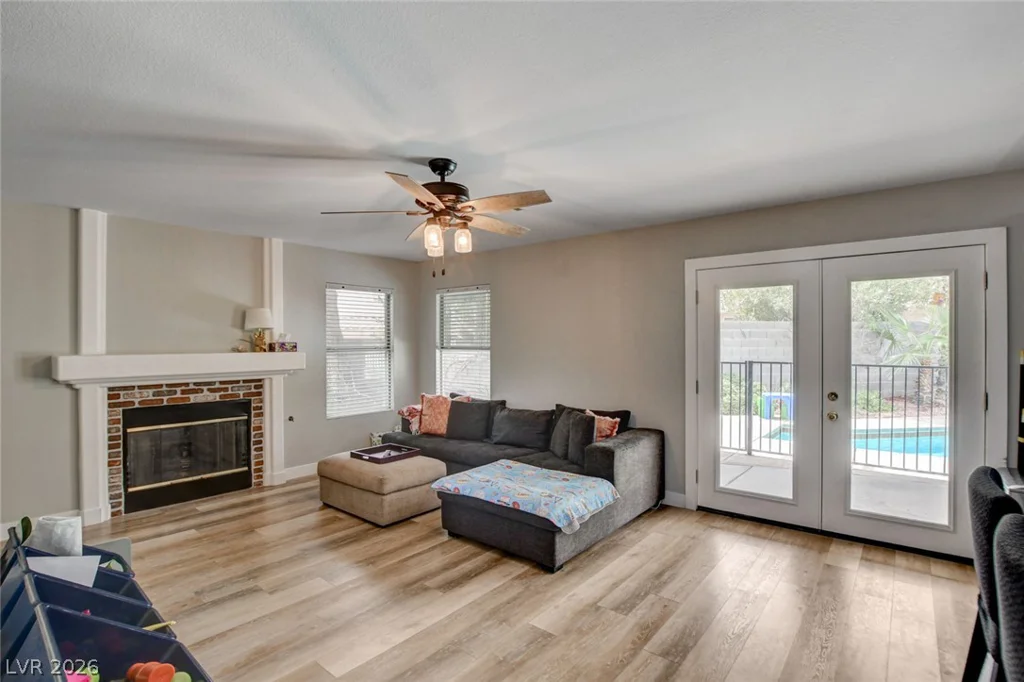 8935 Waymire Creek, Las Vegas, NV 89147